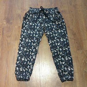 Aritzia - Talula Los Feliz Pants